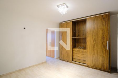 Casa para alugar com 238m², 4 quartos e 4 vagasSuíte 1 