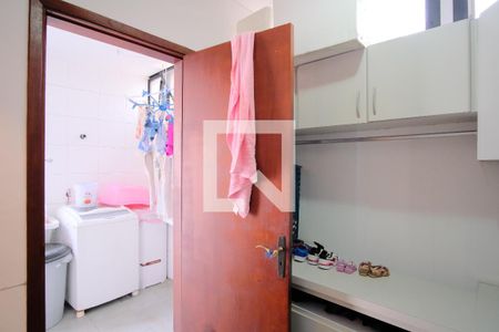 Casa para alugar com 238m², 4 quartos e 4 vagasQuarto de Serviço