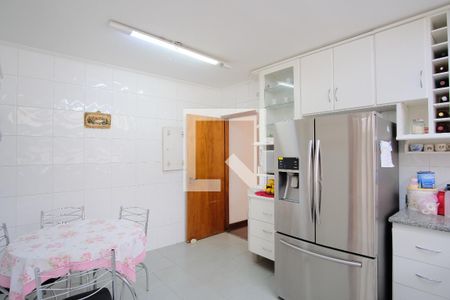 Casa para alugar com 238m², 4 quartos e 4 vagasCozinha