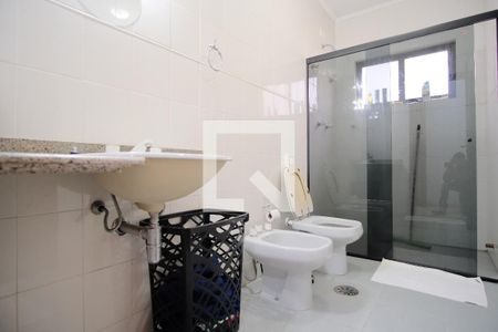 Casa para alugar com 238m², 4 quartos e 4 vagasBanheiro Social