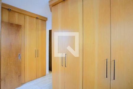 Casa para alugar com 238m², 4 quartos e 4 vagasCloset da suíte 1