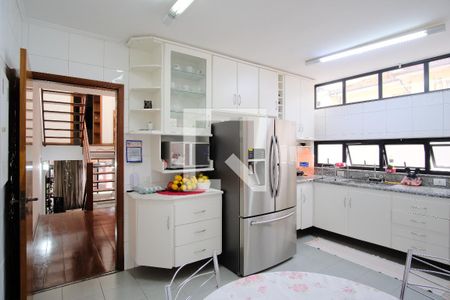 Casa para alugar com 238m², 4 quartos e 4 vagasCozinha