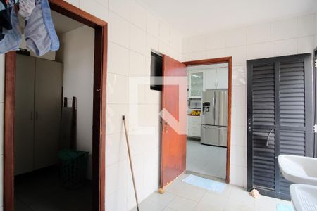 Casa para alugar com 238m², 4 quartos e 4 vagasÁrea de Serviço