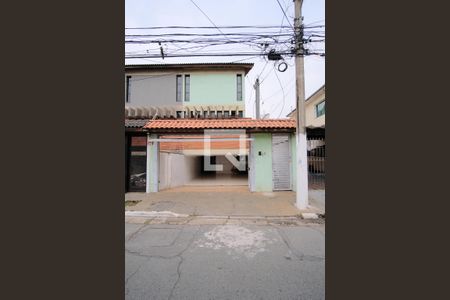 Casa para alugar com 238m², 4 quartos e 4 vagasFachada