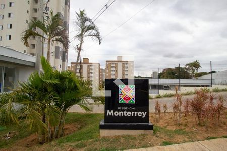 Casa para alugar com 53m², 2 quartos e 1 vaga Casa para alugar com 53m², 2 quartos e 1 vagaFachada