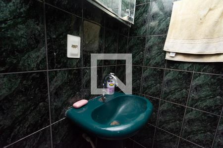 Casa à venda com 360m², 3 quartos e 2 vagasBanheiro