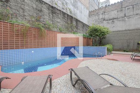 Apartamento à venda com 41m², 1 quarto e 1 vaga Apartamento à venda com 41m², 1 quarto e 1 vagaÁrea comum - Piscina