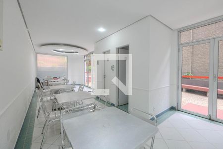 Apartamento à venda com 41m², 1 quarto e 1 vaga Apartamento à venda com 41m², 1 quarto e 1 vagaÁrea comum - Salão de festas
