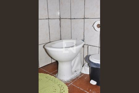 Casa à venda com 150m², 3 quartos e 2 vagas Casa à venda com 150m², 3 quartos e 2 vagasCasa 02 - Banheiro Social