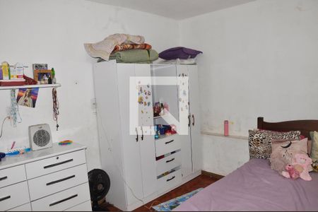 Casa à venda com 150m², 3 quartos e 2 vagas Casa à venda com 150m², 3 quartos e 2 vagasCasa 02 - Quarto