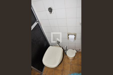 Casa à venda com 150m², 3 quartos e 2 vagas Casa à venda com 150m², 3 quartos e 2 vagasCasa 01 - Banheiro do Social Quarto