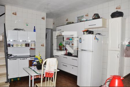 Casa à venda com 150m², 3 quartos e 2 vagas Casa à venda com 150m², 3 quartos e 2 vagasCasa 01 - Cozinha