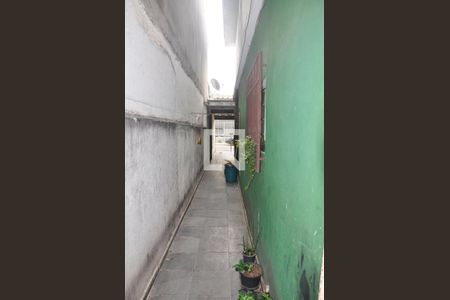 Casa à venda com 150m², 3 quartos e 2 vagas Casa à venda com 150m², 3 quartos e 2 vagasCorredor