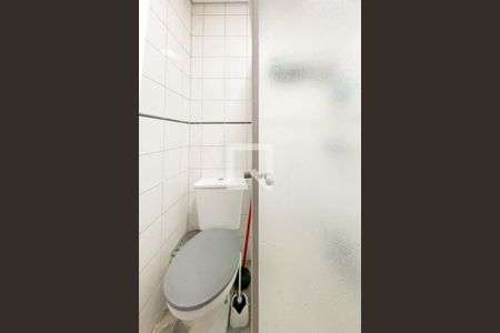 Apartamento à venda com 56m², 2 quartos e 1 vagaBanheiro Social