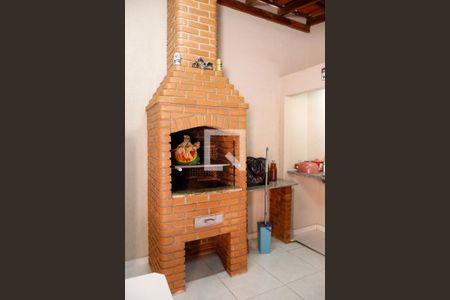 Casa à venda com 217m², 3 quartos e 2 vagasÁrea comum - Churrasqueira