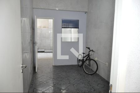 Casa de condomínio à venda com 180m², 4 quartos e 1 vagaÁrea comum
