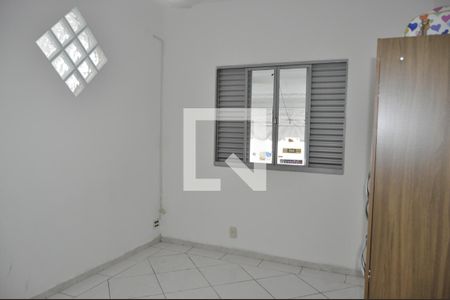 Casa de condomínio à venda com 180m², 4 quartos e 1 vagaQuarto 2