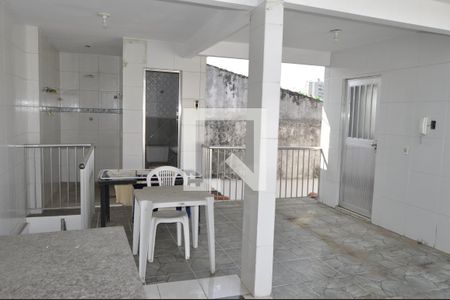 Casa de condomínio à venda com 180m², 4 quartos e 1 vagaÁrea Gourmet