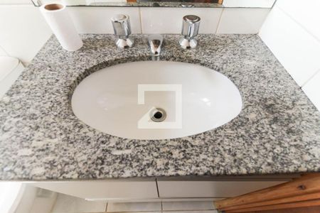 Apartamento à venda com 87m², 3 quartos e 2 vagasBanheiro Social