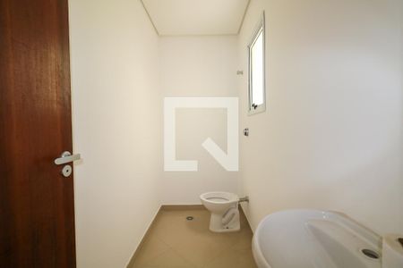 Casa à venda com 194m², 3 quartos e 4 vagas Casa à venda com 194m², 3 quartos e 4 vagasLavabo