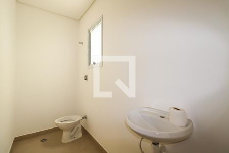 Casa à venda com 194m², 3 quartos e 4 vagas Casa à venda com 194m², 3 quartos e 4 vagasLavabo