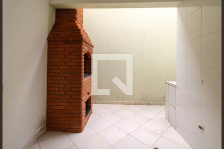Casa à venda com 194m², 3 quartos e 4 vagas Casa à venda com 194m², 3 quartos e 4 vagasÁrea de Serviço e Churrasqueira