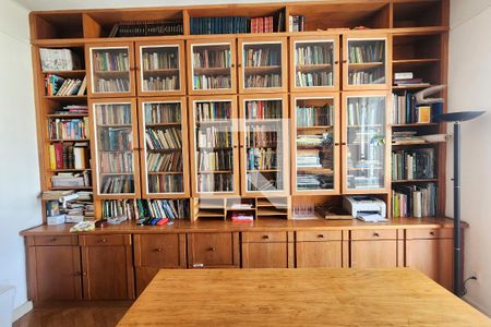 Apartamento à venda com 219m², 4 quartos e 1 vagaQuarto 1