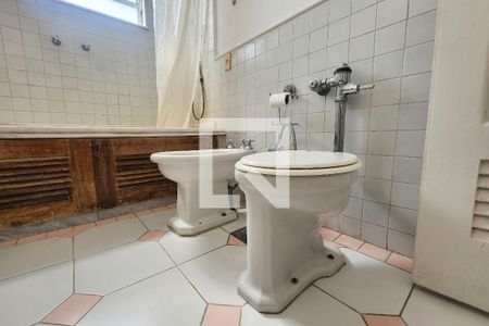 Apartamento à venda com 219m², 4 quartos e 1 vagaBanheiro da Suíte