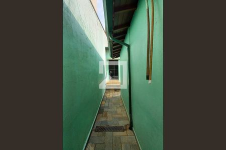 Casa à venda com 141m², 2 quartos e 4 vagas Casa à venda com 141m², 2 quartos e 4 vagasCozinha