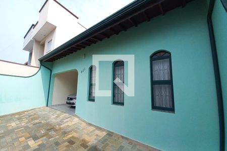 Casa à venda com 141m², 2 quartos e 4 vagas Casa à venda com 141m², 2 quartos e 4 vagasFachada do Prédio