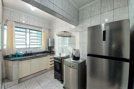 Casa à venda com 141m², 2 quartos e 4 vagas Casa à venda com 141m², 2 quartos e 4 vagasCozinha