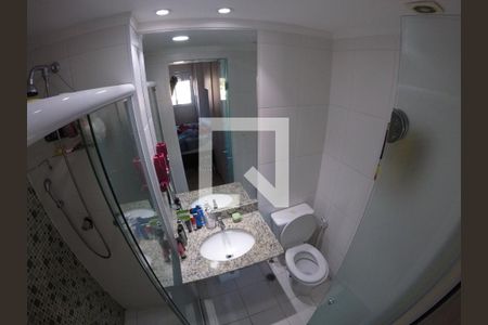 Banheiro de apartamento à venda com 2 quartos, 77m² em Campestre, Santo André