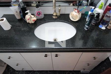 Apartamento à venda com 300m², 5 quartos e 4 vagasBanheiro Social