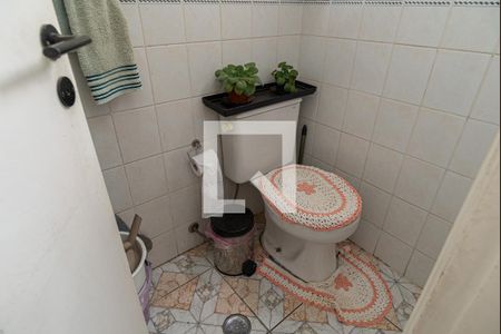 Apartamento à venda com 74m², 3 quartos e 2 vagasBanheiro de Serviço