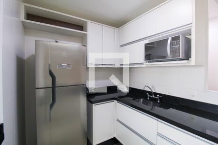 Cozinha de apartamento para alugar com 1 quarto, 55m² em Vila Regente Feijó, São Paulo