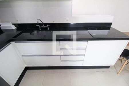Cozinha de apartamento para alugar com 1 quarto, 55m² em Vila Regente Feijó, São Paulo