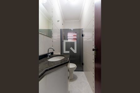 Casa para alugar com 90m², 3 quartos e 1 vaga Casa para alugar com 90m², 3 quartos e 1 vagaBanheiro