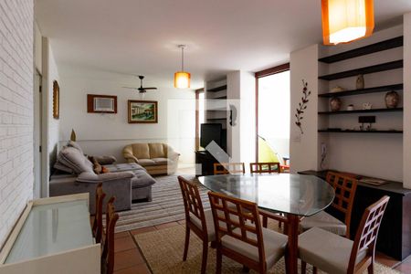Apartamento para alugar com 131m², 3 quartos e 1 vagaSala
