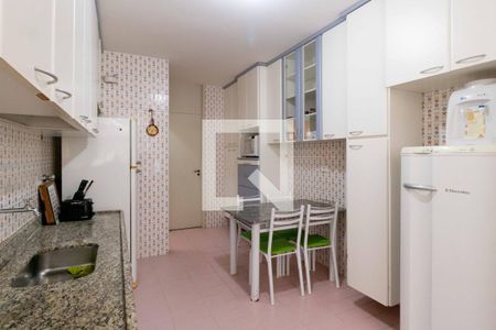 Apartamento para alugar com 131m², 3 quartos e 1 vagaCozinha