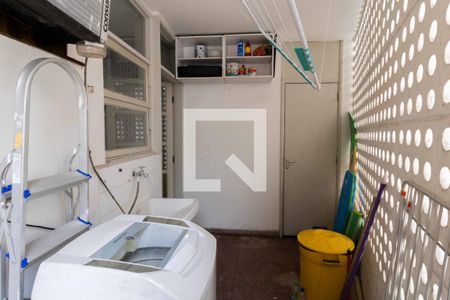 Apartamento para alugar com 131m², 3 quartos e 1 vagaÁrea de Serviço