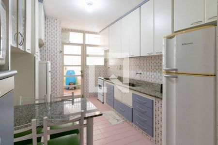 Apartamento para alugar com 131m², 3 quartos e 1 vagaCozinha