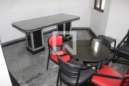 Apartamento para alugar com 200m², 3 quartos e 3 vagasÁrea comum - Salão de festas