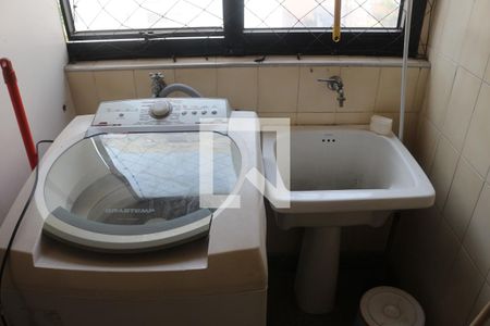 Apartamento para alugar com 200m², 3 quartos e 3 vagasÁrea de Serviço