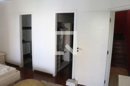 Apartamento para alugar com 200m², 3 quartos e 3 vagasSuíte 1
