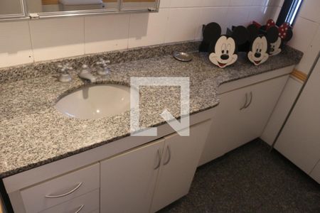 Apartamento para alugar com 200m², 3 quartos e 3 vagasBanheiro da Suíte 2