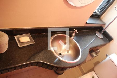 Apartamento para alugar com 200m², 3 quartos e 3 vagasLavabo