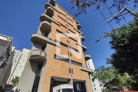 Apartamento para alugar com 200m², 3 quartos e 3 vagasFachada