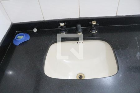 Apartamento para alugar com 200m², 3 quartos e 3 vagasBanheiro da Suíte 1