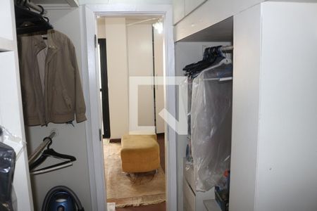 Apartamento para alugar com 200m², 3 quartos e 3 vagasCloset da suíte 1