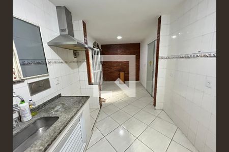 Cozinha de casa de condomínio para alugar com 3 quartos, 239m² em Vila Valqueire, Rio de Janeiro